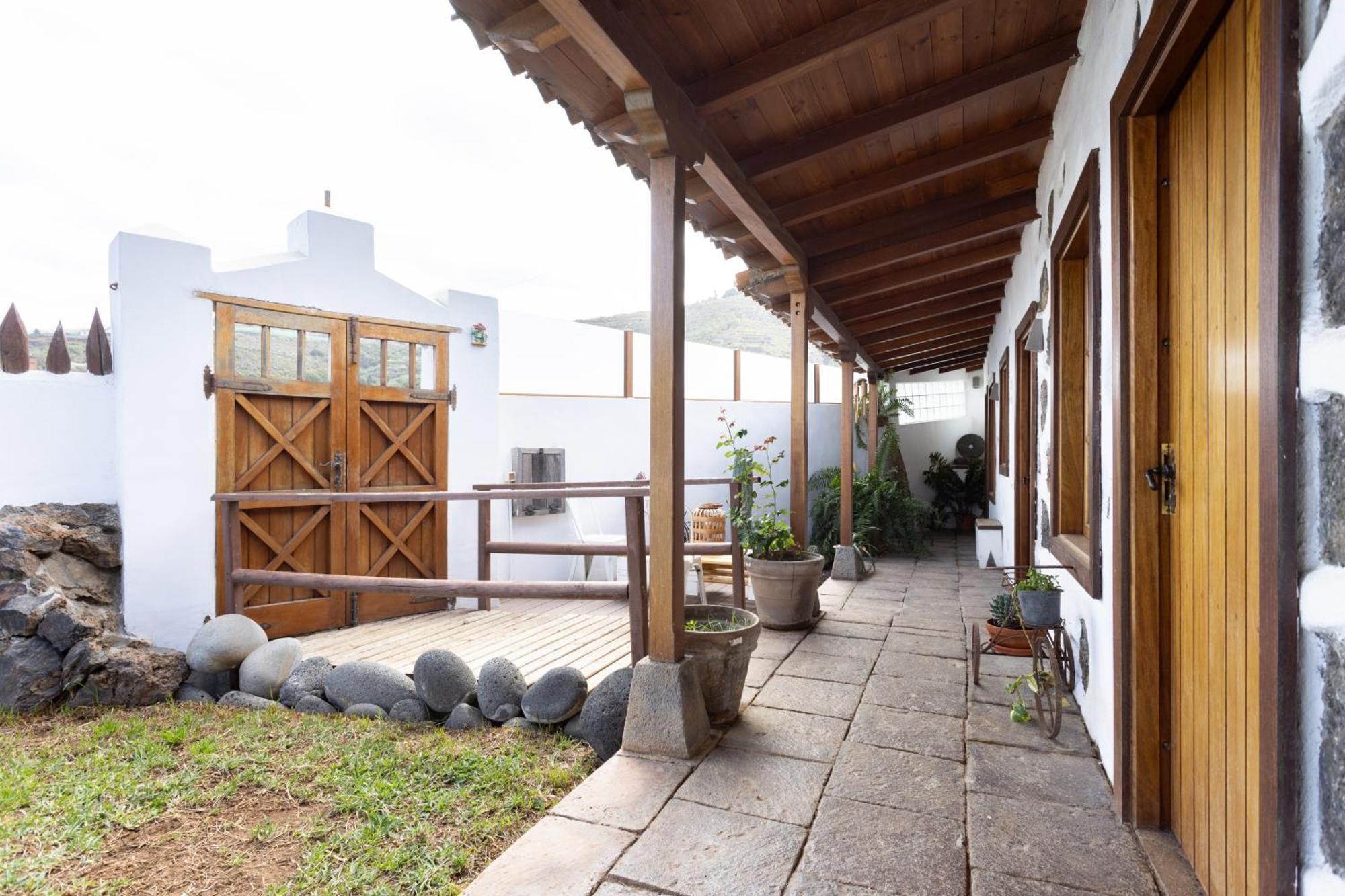 Eden Rentals Sagitta Alfa Retreat Ла-Гуанча Экстерьер фото